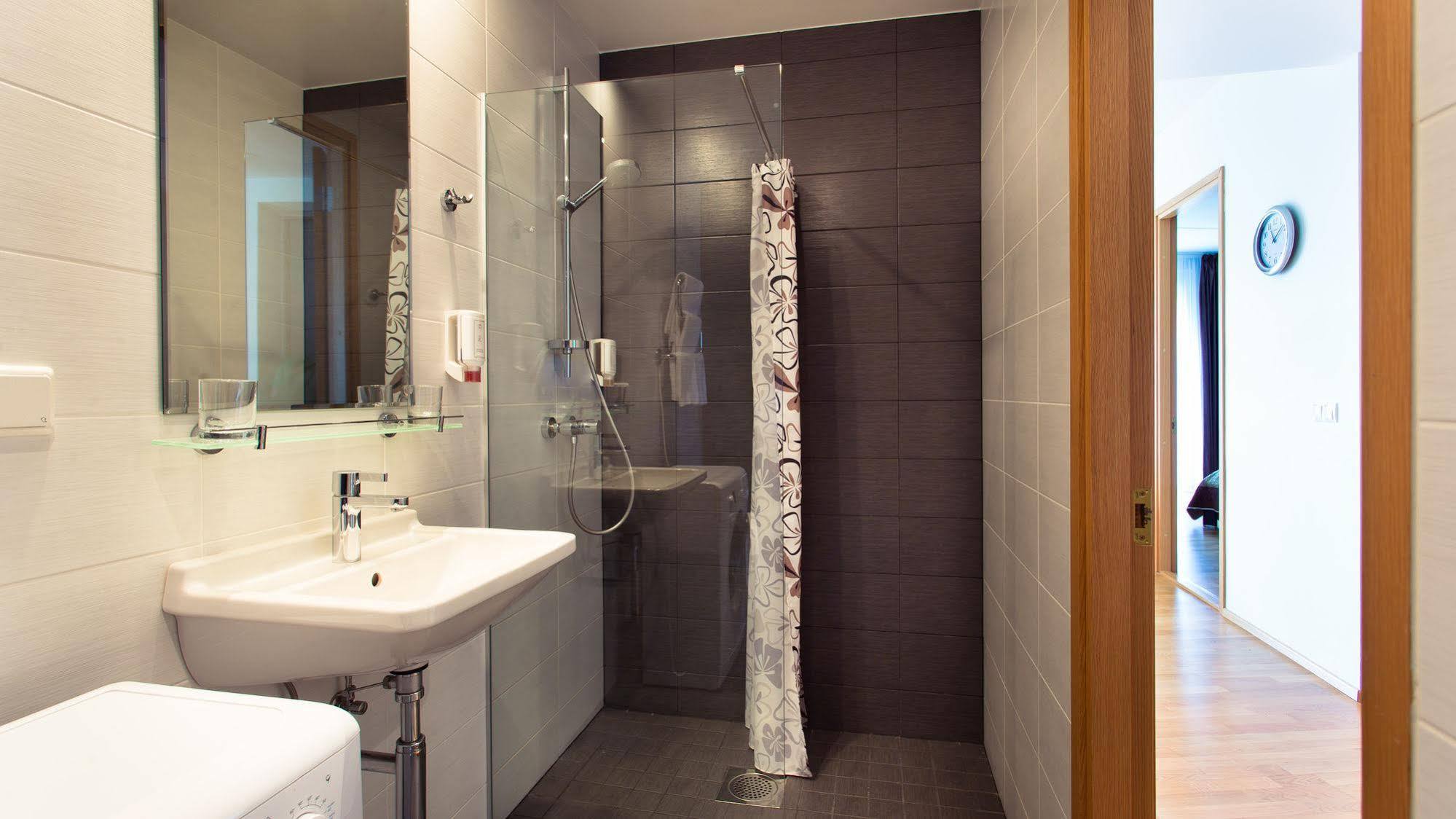 Seedri Residence ปาร์นู ภายนอก รูปภาพ